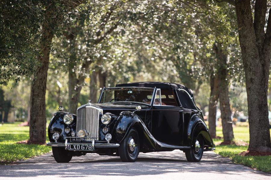  Bentley Mark VI Drophead Coupe by James Young 1948 года  (фото 1 из 15)